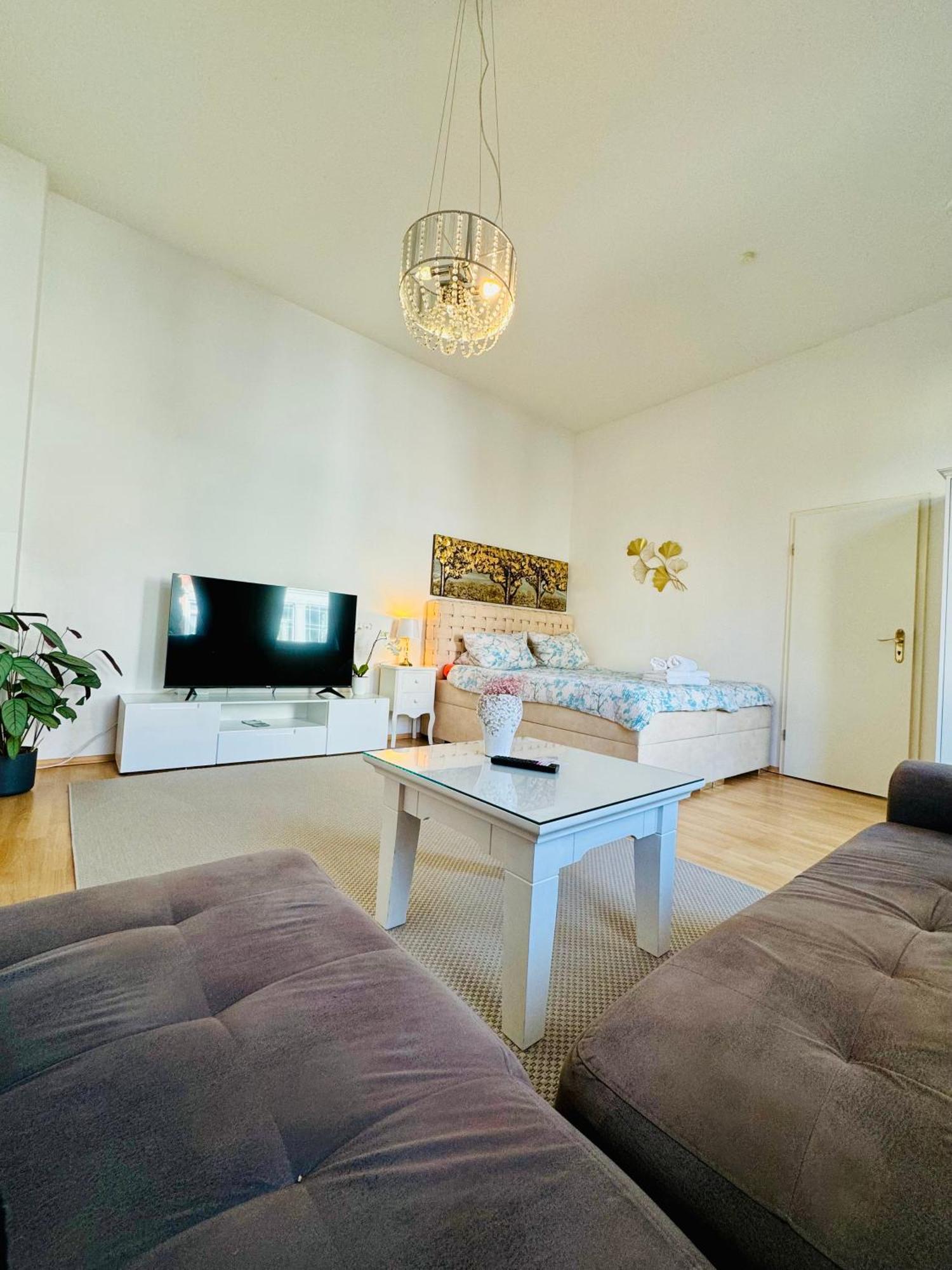 Wohnung Am Schlossgarten 슈베린 외부 사진